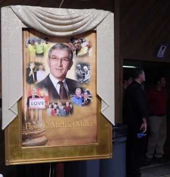 Partisans gather for events around the Picnic 