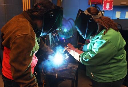 Mayfield-Graves County Area Technology Center celebrates 'Girls in Engineering Day' with variety of students, projects