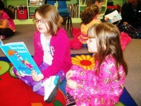 Farmington Elementary celebrates reading 