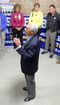 The Art of Political Campaign Timing: End Game Dynamics