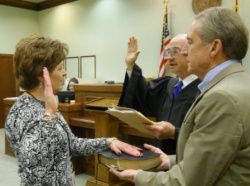 Yates sworn in as Hickman Circuit Clerk