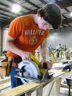 Three Graves County Students achieve in carpentry competion