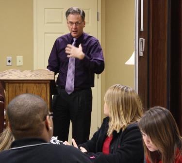 Clinton Bank President Glen Reid