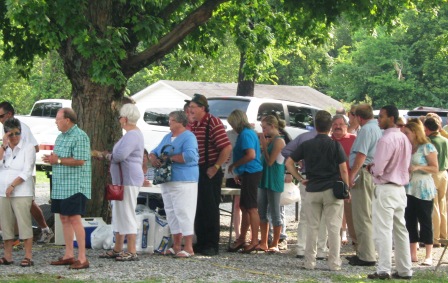 cayce picnic line 2010