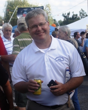 Former McCracken Judge Van Newberry struck by car while cycling